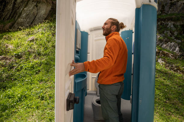 Best Porta potty delivery and setup  in Redkey, IN